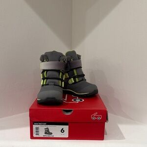 See Kai Run Gilman Gray Waterproof Toddler Winter Boots - Size 6